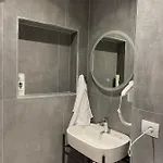 Ladi ホテル ティラナ