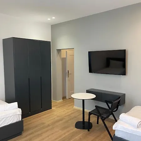 Ladi 4* Tirana