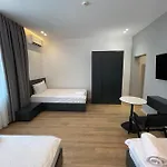 Ladi Hotell